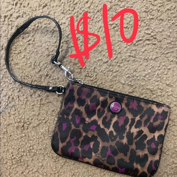 Coach Handbags - Coach cheetah wristlet